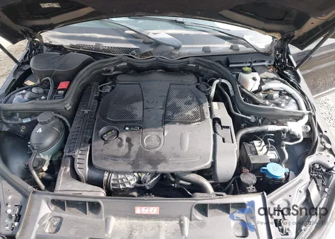 2014 Mercedes-Benz C 300 Sport 4Matic из США, поврежденный, VIN WDDGF8AB5ER307782